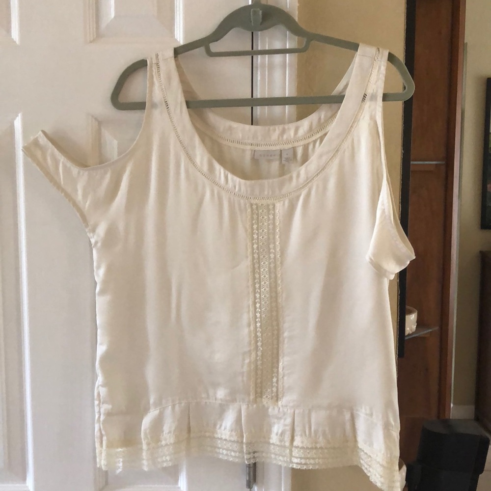 Cold shoulder top